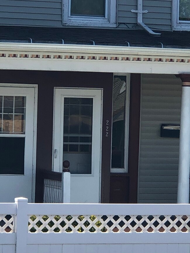 Entrance - 222 W Main St