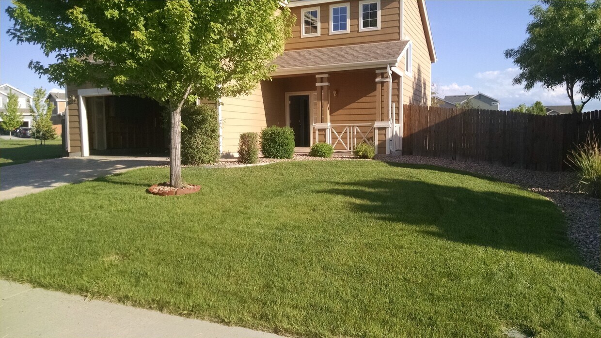 Foto principal - Gorgeous 2 Story 3 Bedroom 2.5 Baths in Da...