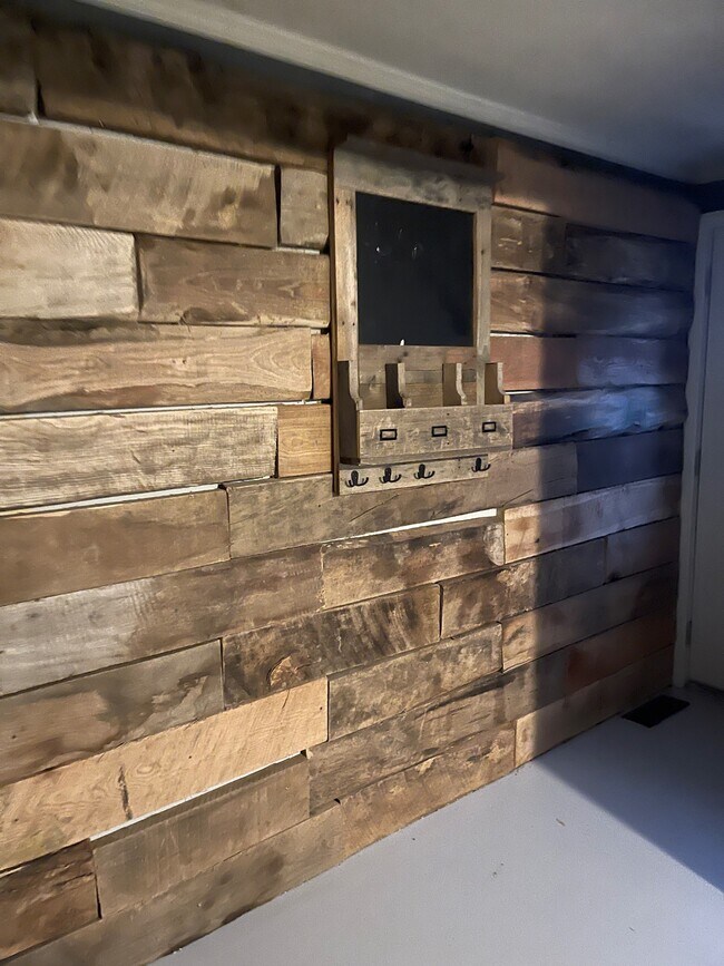 Foto del edificio - 13958 Bainbridge Rd