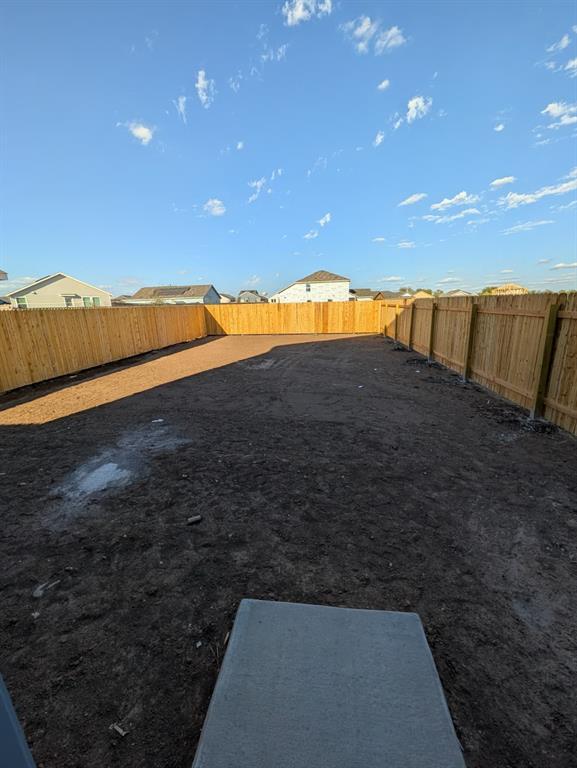 Foto del edificio - 635 Whoopers Lp