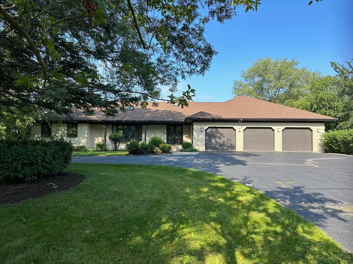 Foto principal - 2540 Highmoor Rd