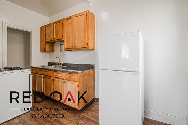 Foto del edificio - 302 Alexandria Ave