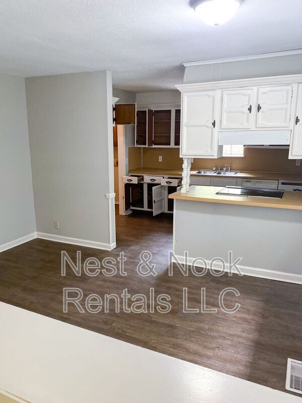 Foto del edificio - 13809 E 27th Pl