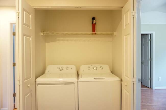 Washer/Dryer - 5840 Reps Trace