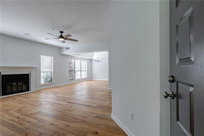 Building Photo - 3069 Steeplechase Dr