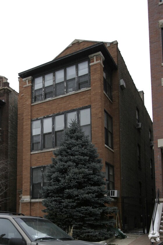 Building Photo - 642 W Aldine Ave