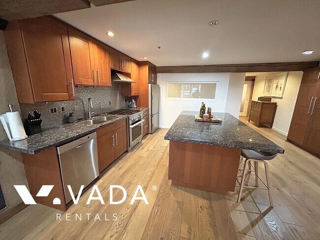 Photo du bâtiment - The New Yorker Furnished 1 Bed Apartment R...