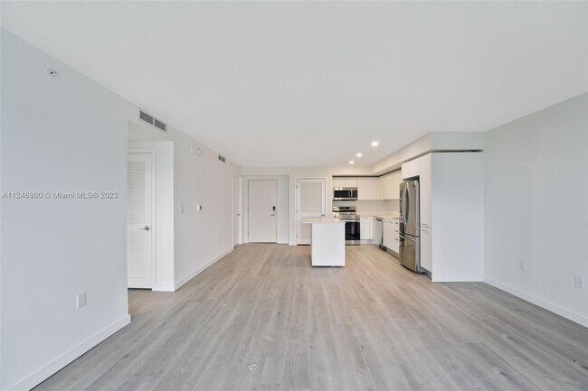 Foto del edificio - 1500 Bay Rd