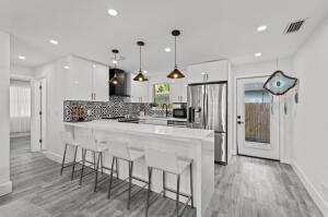 Foto del edificio - 1010 NW 134th St