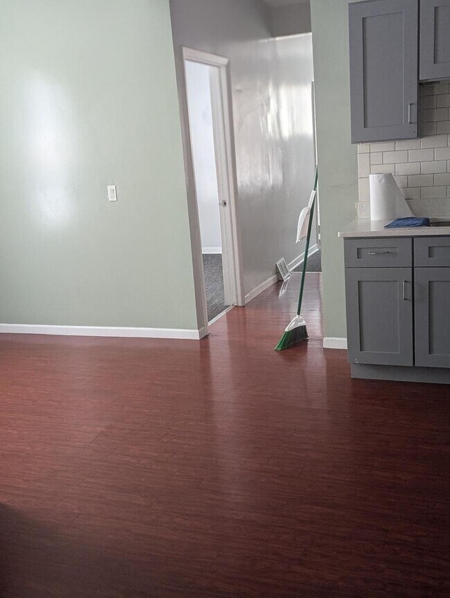 Foto del edificio - 3328 S Morgan St