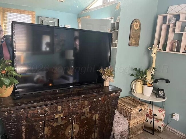 Building Photo - 905 S Madison St