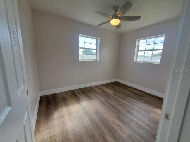 Building Photo - 2377 Starlite Ln
