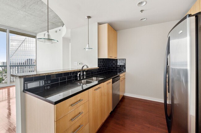 Foto del edificio - 3324 Peachtree Rd NE