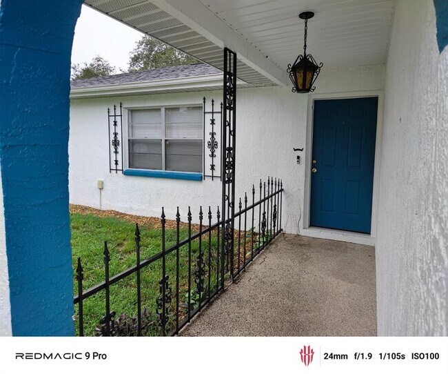Foto del edificio - 1146 Desmond Ave