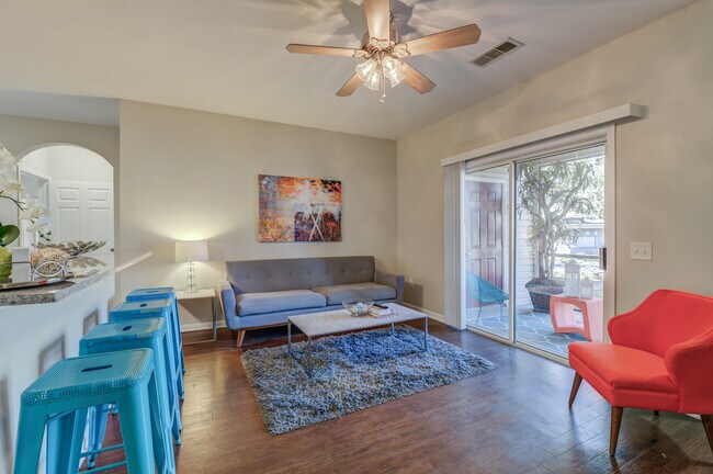 Foto del edificio - Waters Edge Apartments