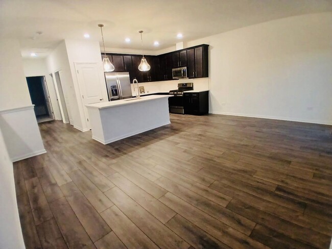 Building Photo - 4347 Chelsea Mnr Cir