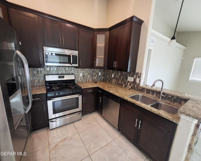 Building Photo - 14753 Ava Leigh