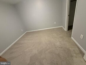 Building Photo - 15670 Mendoza Ln