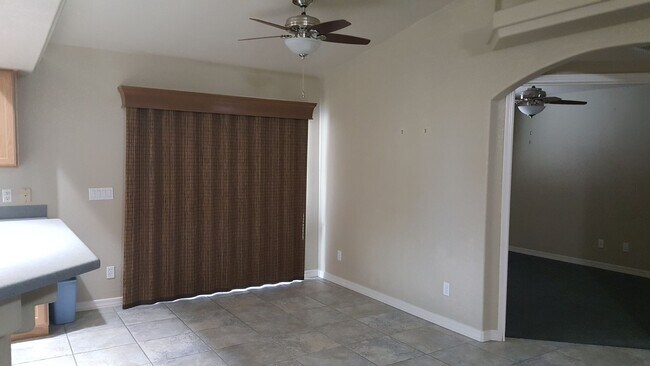 Foto del edificio - Unfurnished Long Term