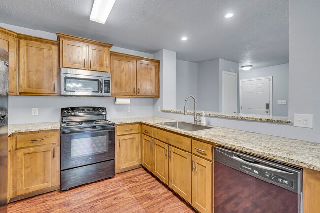 Cocina - 711 W Madison St