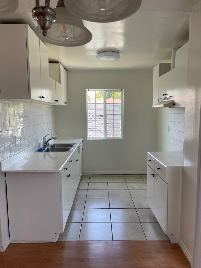 Foto del edificio - 6116 Cashio St