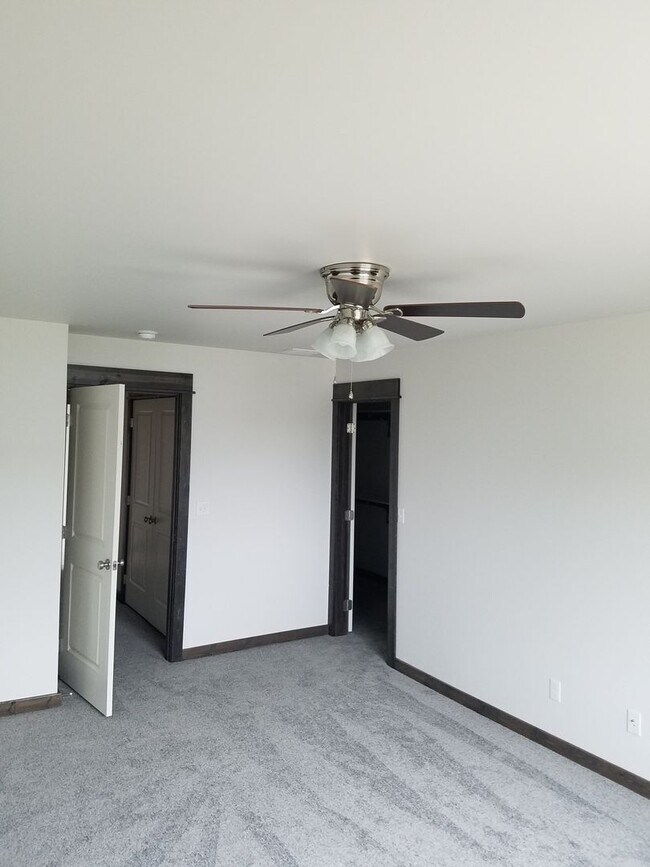 Foto del edificio - 1512 Butler Creek Ave
