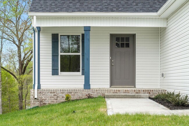 Building Photo - 1162 Old Charlotte Trace