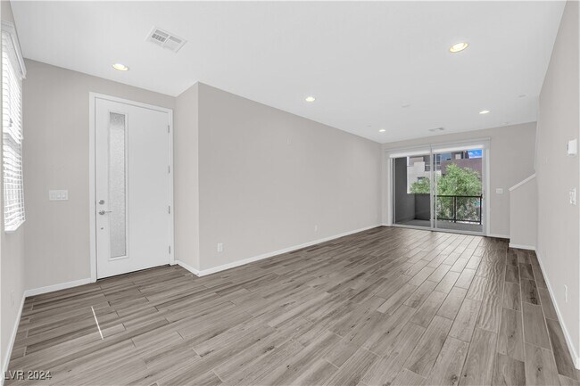 Foto del edificio - 11251 Hidden Peak Ave