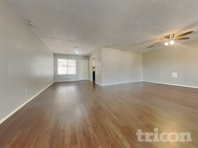 Foto del edificio - 11119 Daybreak Ln