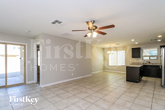 Foto del edificio - 4604 E Jadeite Dr