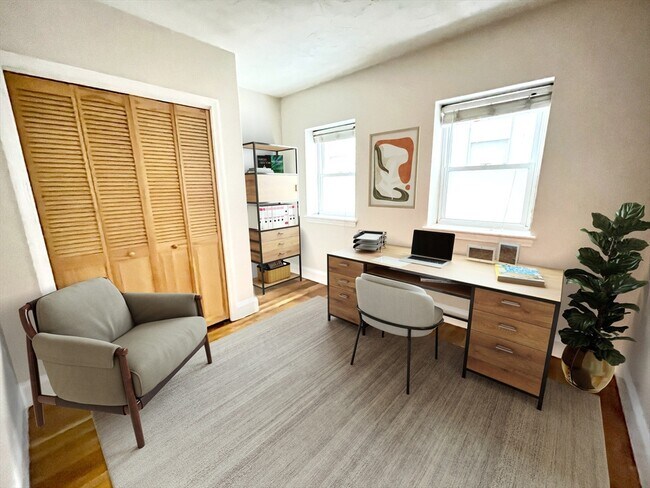 Foto del edificio - 182 Cottage St