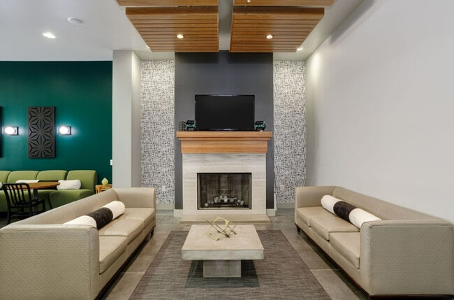 Foto del edificio - District at Seven Springs