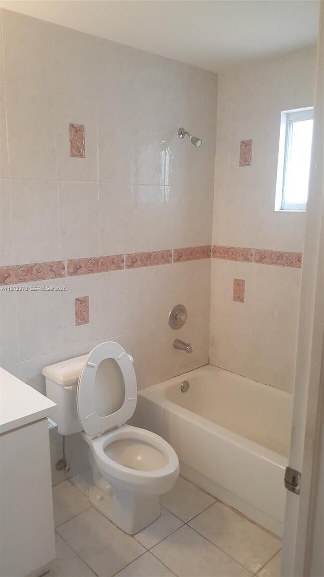 Foto del edificio - 8755 SW 152nd Ave