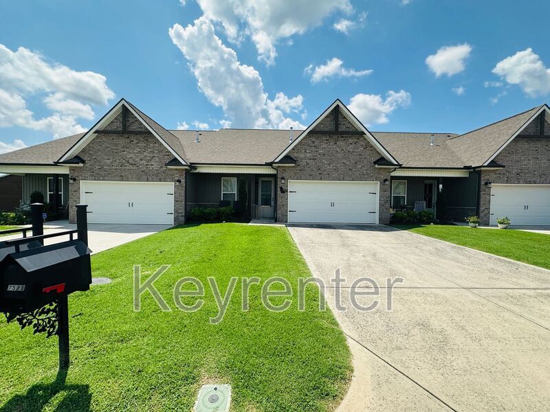Foto principal - 7523 Long Shot Ln