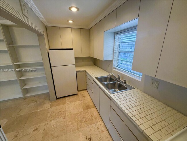 Foto del edificio - 7550 SW 82nd St