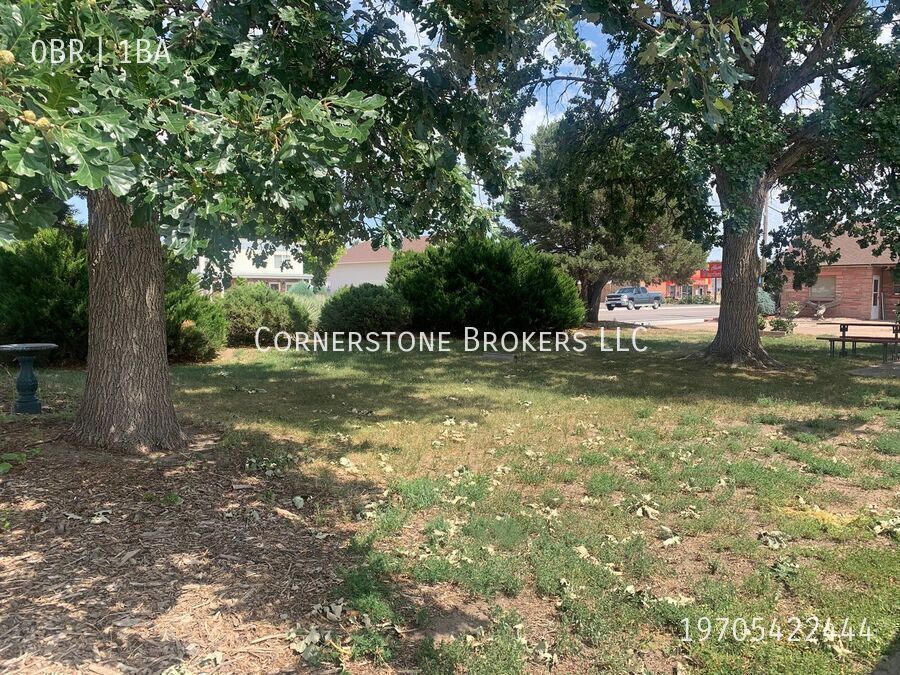 Foto del edificio - 1408 Edison St