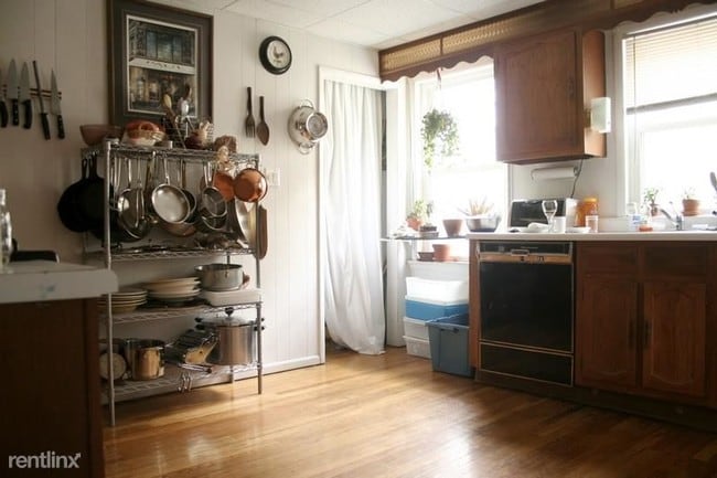 Foto del edificio - 44 Clarendon Ave