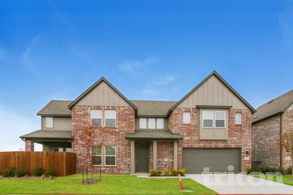 Primary Photo - 321 Lincoln Cir