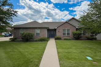 Building Photo - 2007 Ruby Oaks Ct