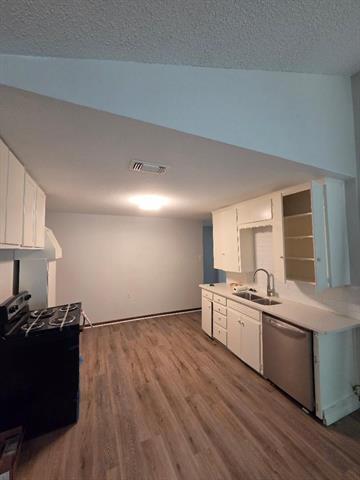 Foto del edificio - 8109 Tinsley Ln