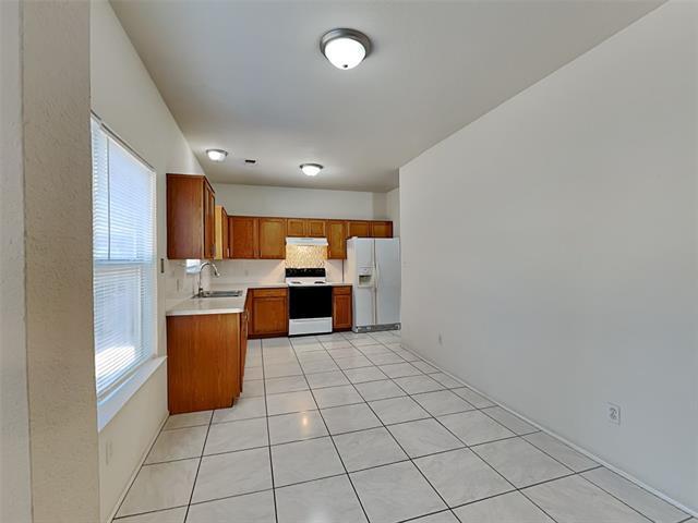 Building Photo - 8609 Fountainview Terrace