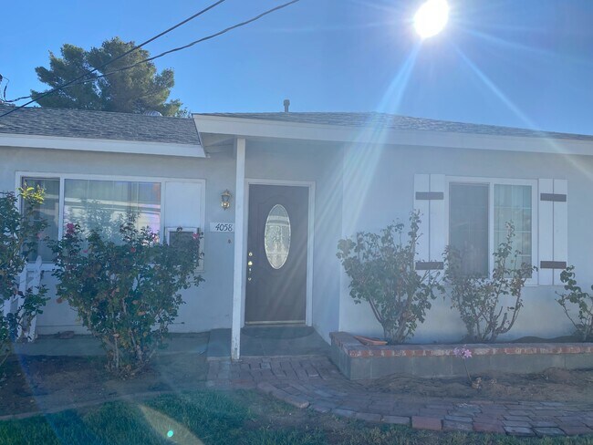 Foto del edificio - 4058 W Ave L4