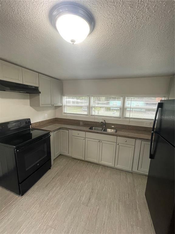 Foto del edificio - 37412 Carringer Rd