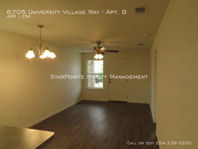 Foto del edificio - 6705 University Village Way Apt. B