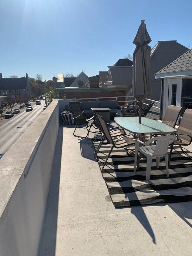 Outdoor deck - 740 Elmwood Ave