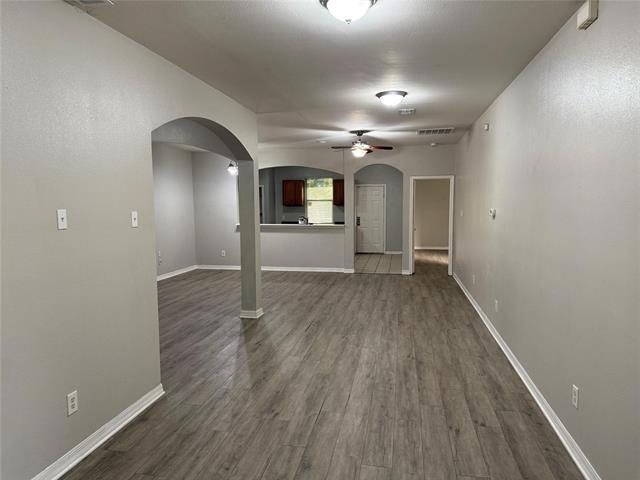 Foto del edificio - 1823 Smoke Tree Ln