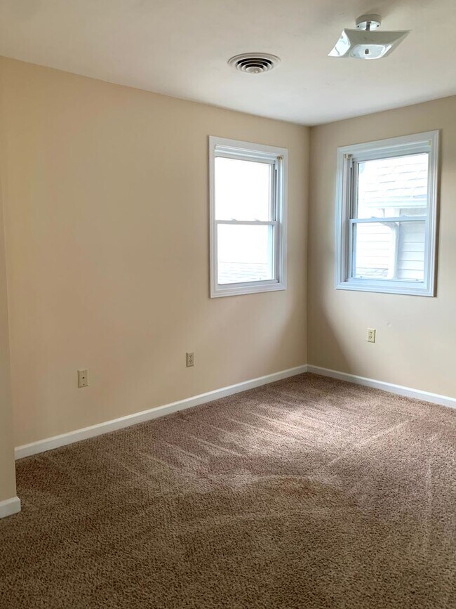 Foto del edificio - 275 Jefferson St