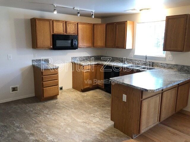 Foto del edificio - 3268 SW Metolius Pl