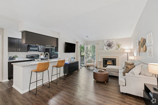 Interior Photo - Lakeshore Apartments