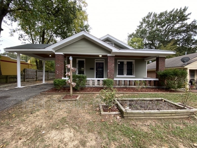 Primary Photo - 3245 Carnes Ave